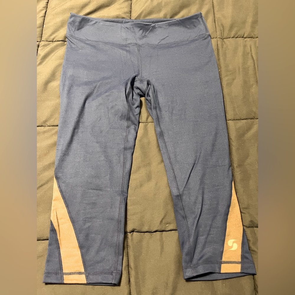 Size medium Soffe brand leggings